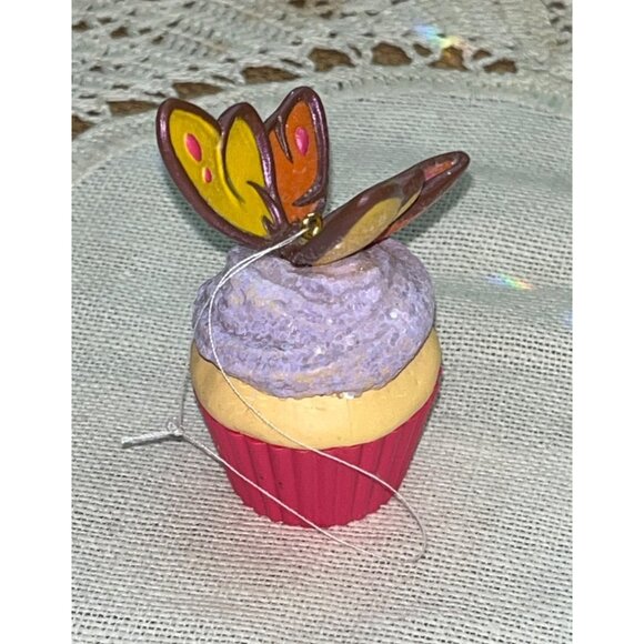 Hallmark Keepsake Cupcake Ornament 2016 Fluttering Butterfly Holiday Christmas - Picture 7 of 9
